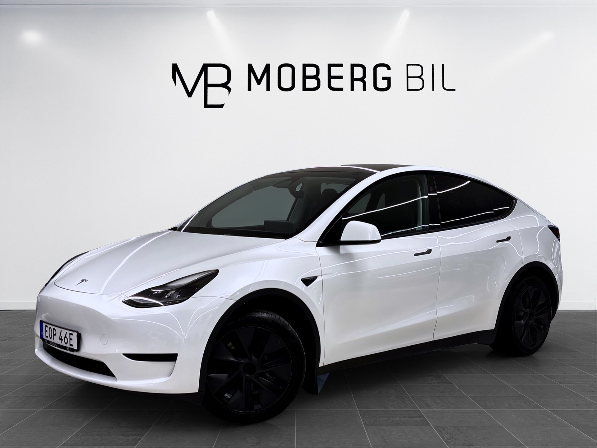 Tesla Model Y Standard Range 299hk Helg på Moberg! Pano Premium Navi 360