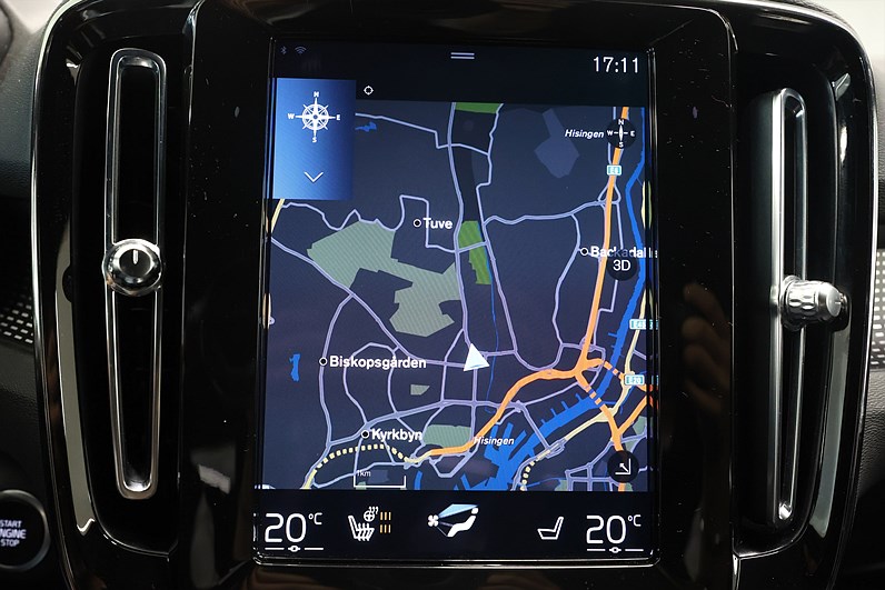 Volvo XC40 T2 129hk *Hjulkampanj!* R-Design Drag Navi VOC Keyless