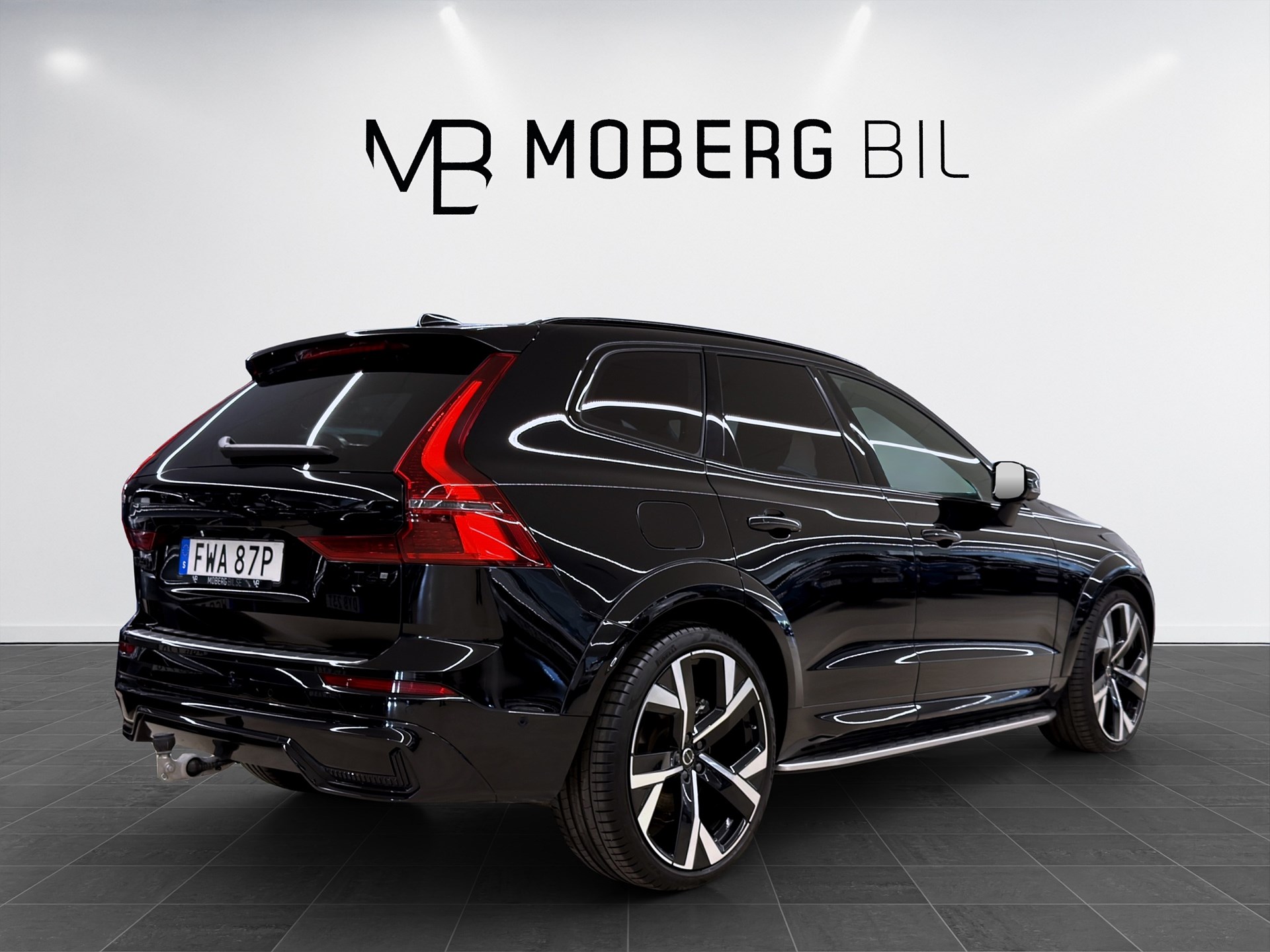 Volvo XC60 Recharge T6 350hk Ultra Black Edition HUD B&W 360