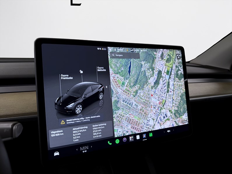 Tesla Model Y Standard Range 299hk Helg på Moberg! Pano Drag B-Kamera