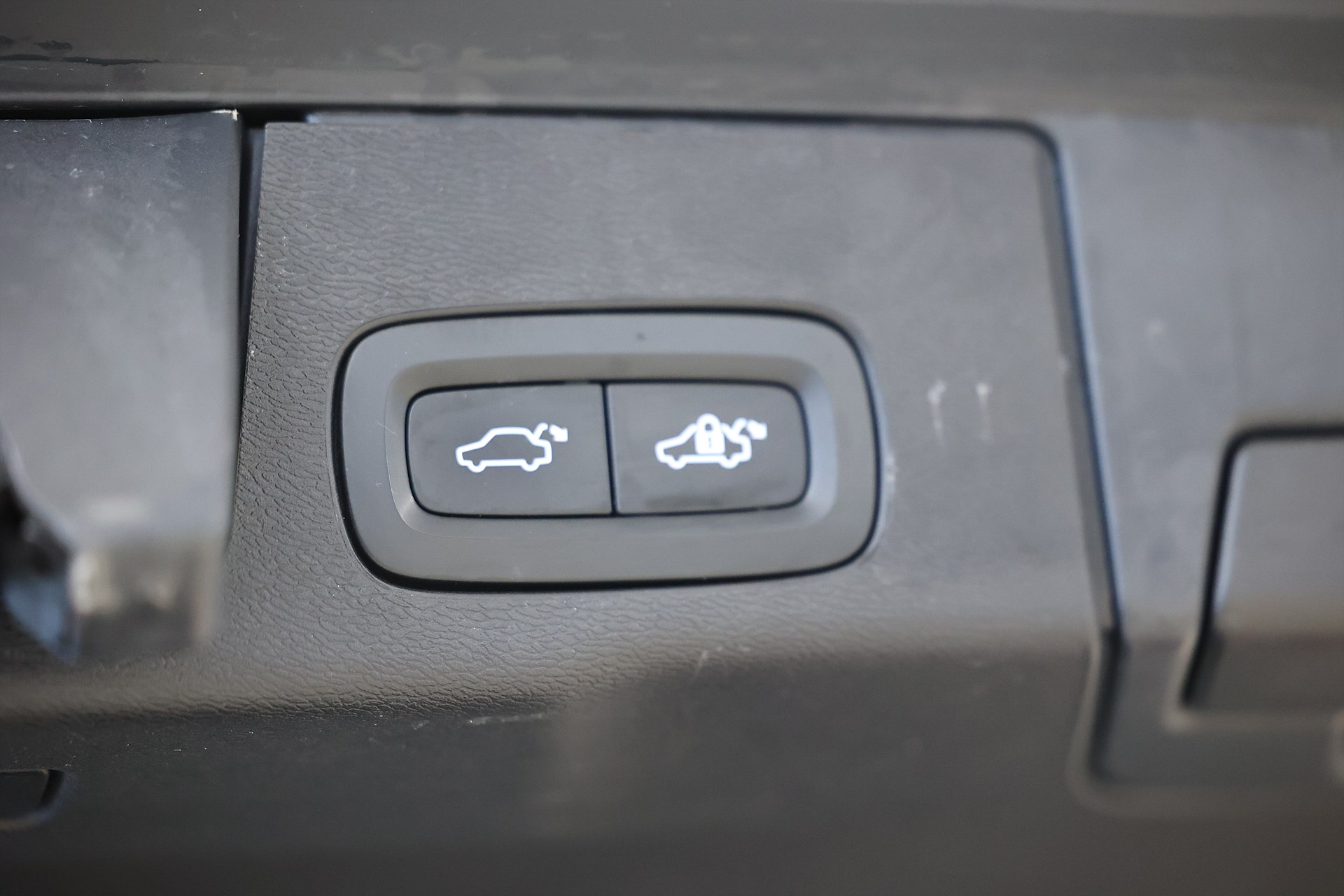 Volvo XC60 Recharge T6 AWD 340hk Inscription Pano CarPlay B-Kamera