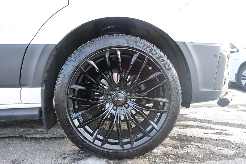 Volkswagen Crafter Racevan 35 2.0 4M 177hk Se Spec MOMS