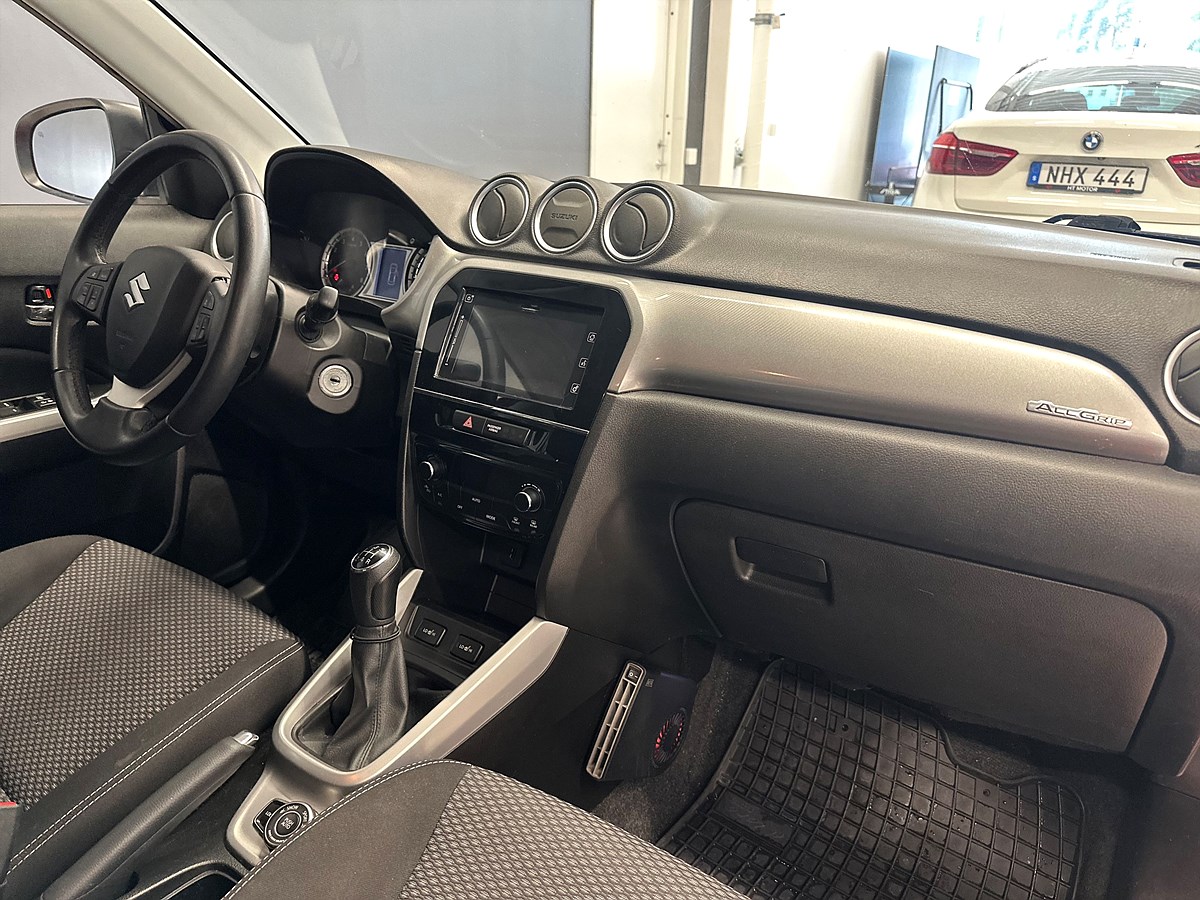 Suzuki Vitara – bild 11