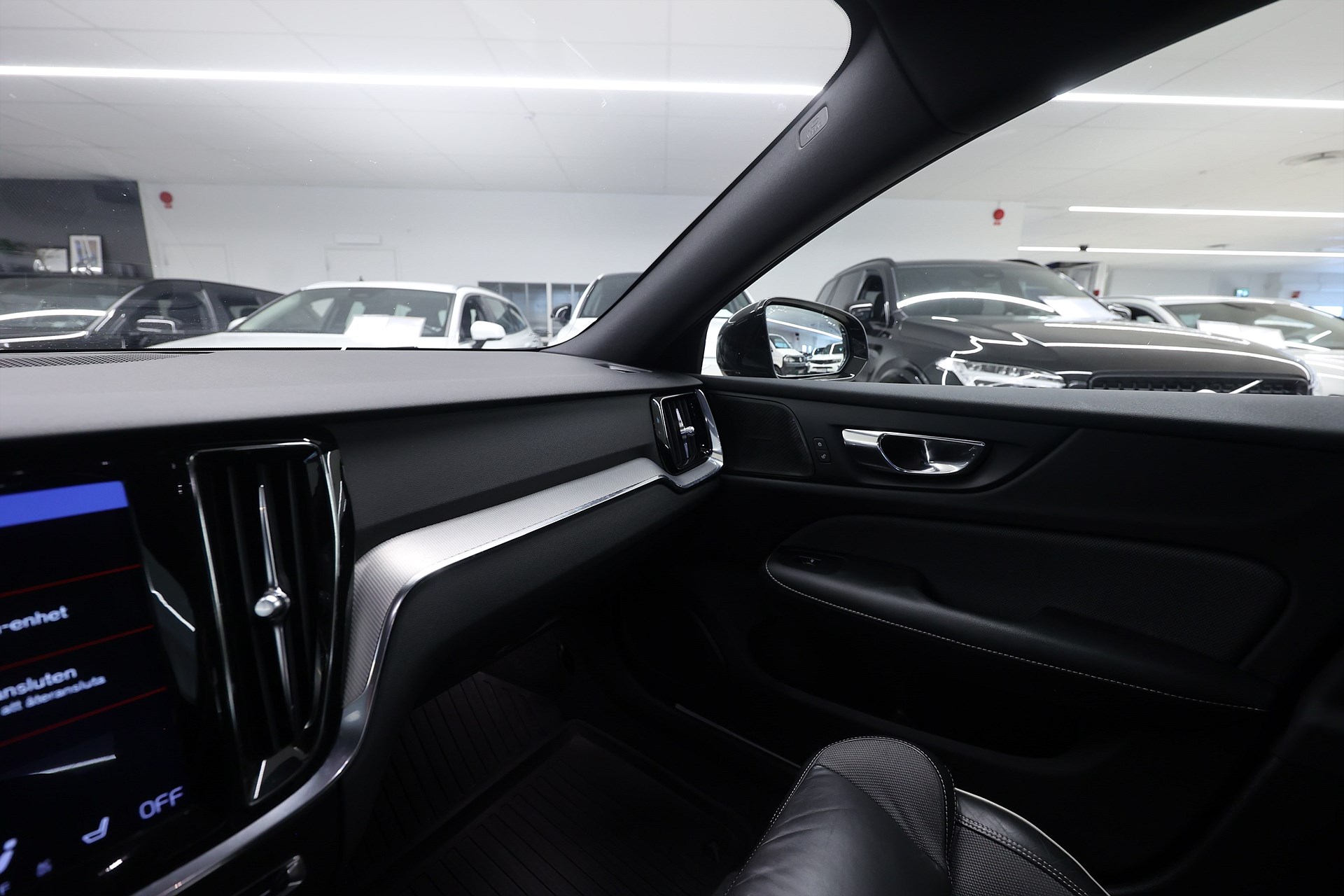 Volvo S60 T8 AWD 392hk *Kampanj!* R-Design HUD H/K 360