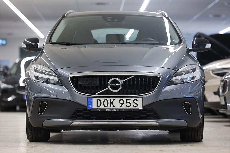 Volvo V40 Cross Country D3 150hk Momentum Värmare BLIS