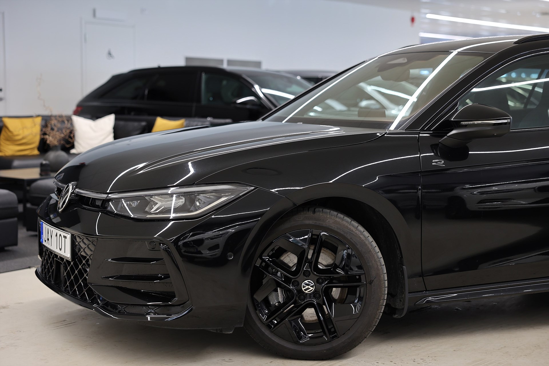 Volkswagen Passat 2.0 TDI 4M R Line 360-kam H/K Massage IQ Läder