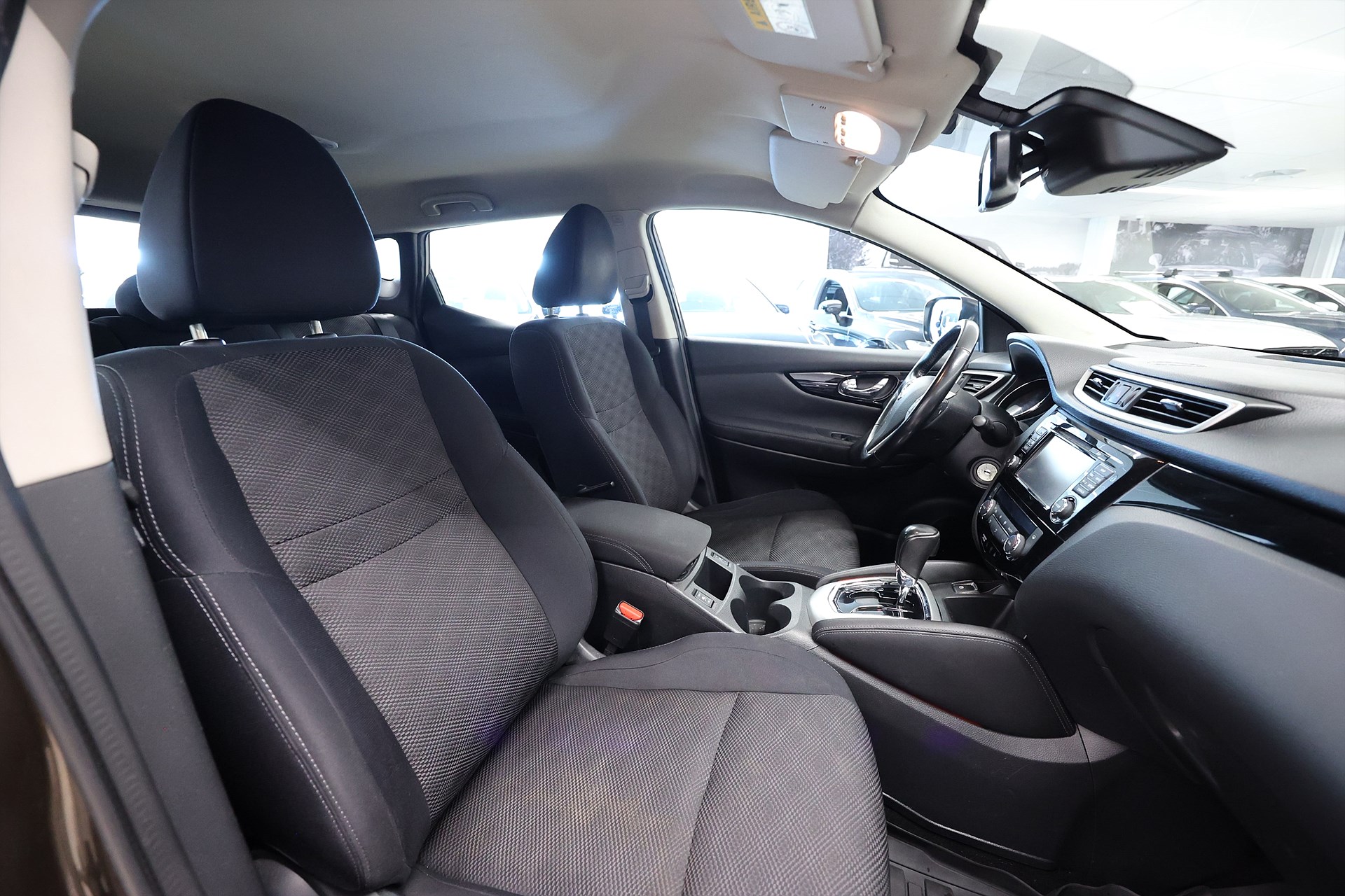 Nissan Qashaqi 1.6 DCI 130hk B-Kamera Bluetooth Navi Farthållare