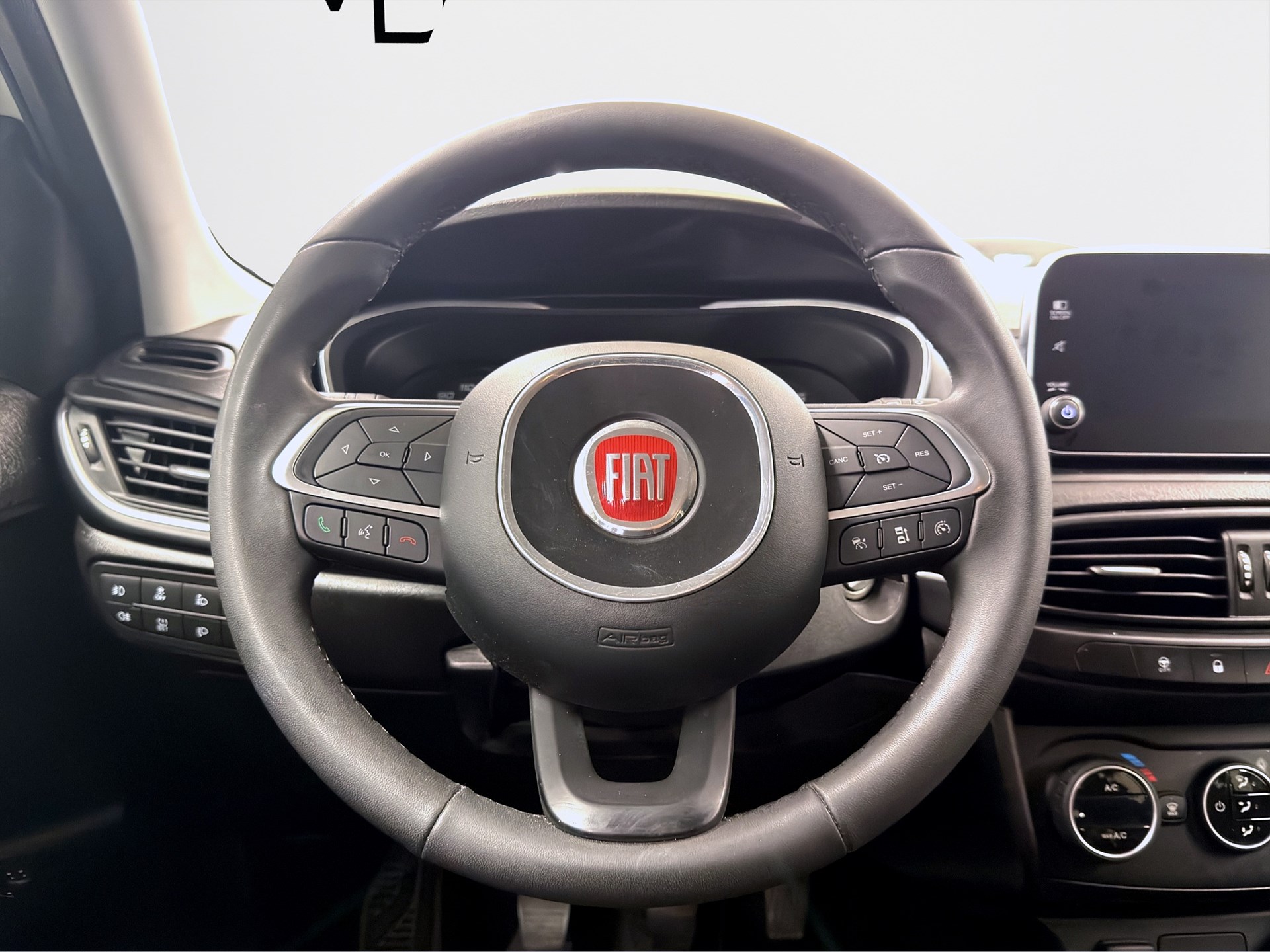 Fiat Tipo 1.4 120hk Helg på Moberg! B-Kamera PDC CarPlay