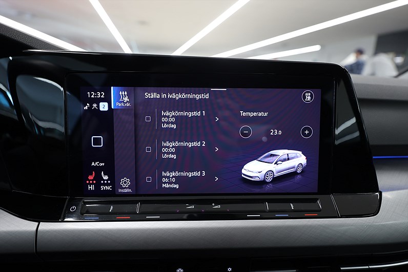 Volkswagen Golf Sportscombi 2.0 TDI 116hk Cockpit Värmare  MOMS