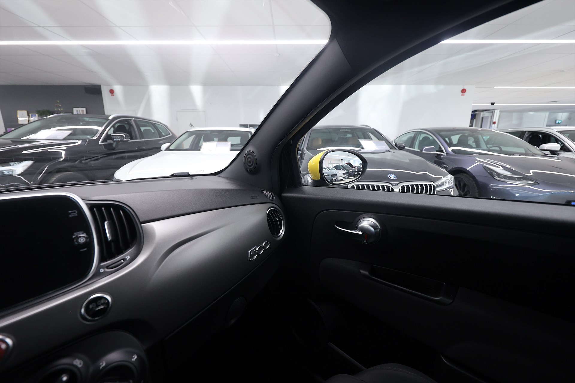 Abarth 595 1.4 T-JET 16V 160hk Pista Kit Yellow Sportavgas