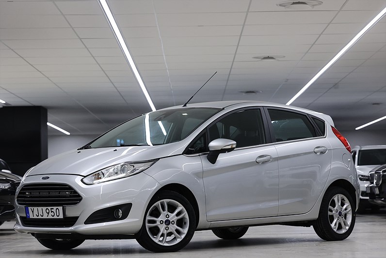 Ford Fiesta 1.0 EcoBoost 100hk *Hjulkampanj!* Titanium PDC Farth