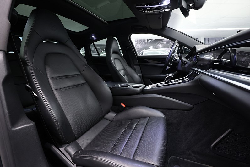 Porsche Panamera 4 E-Hybrid PDK 462hk SportDesign Pano Bose