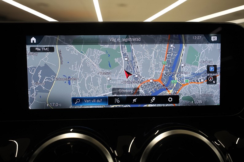 Mercedes-Benz B 180 136hk *Hjulkampanj!* Drag B-kamera Navi