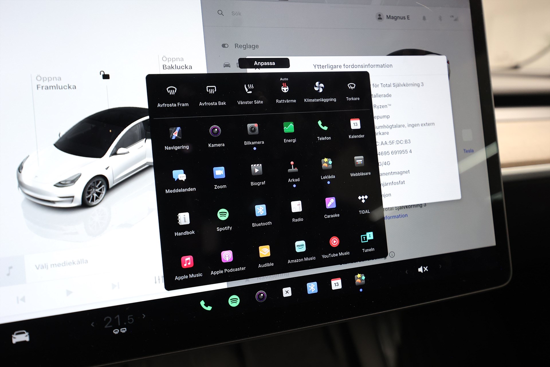 Tesla Model 3 Standard Range 283hk Pano Läder Navi B-Kamera Keyless