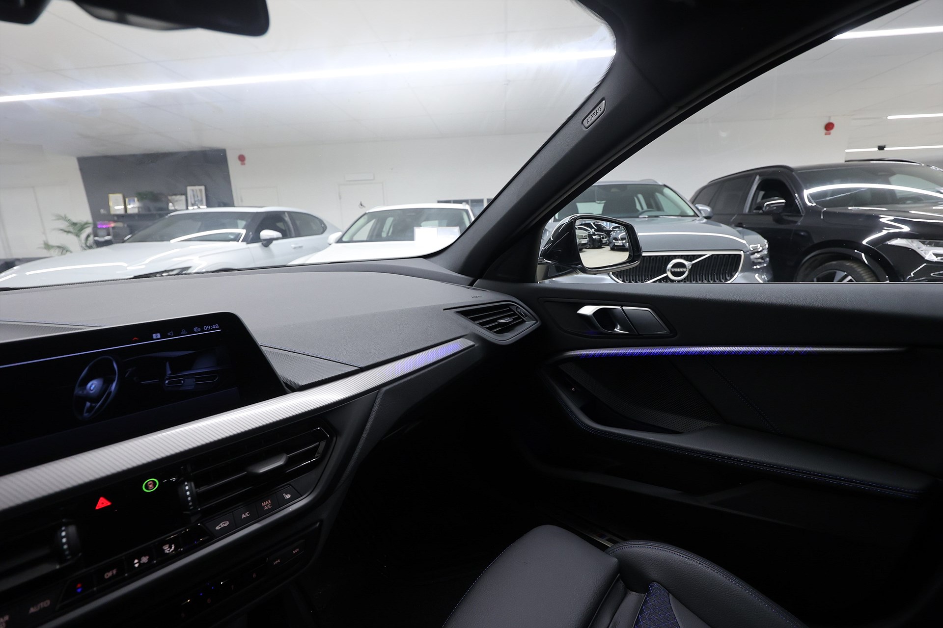 BMW 118i 136hk M Sport Shadow PDC CarPlay Navi