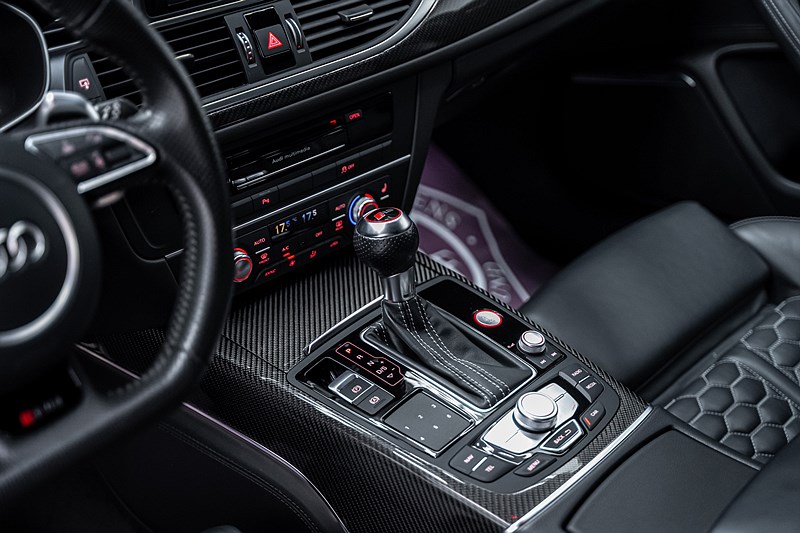 Audi RS6 2017 - miniatyr 17