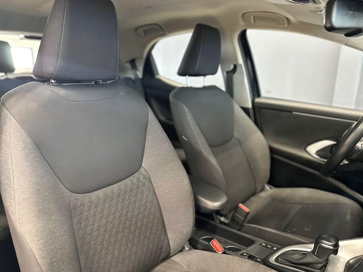Toyota Yaris – bild 12