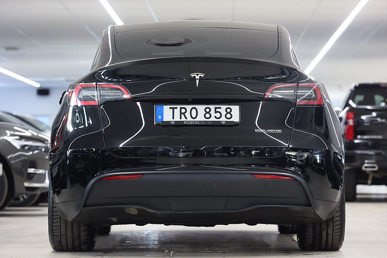 Tesla Model Y Performance 534hk Pano Läder Navi Premium Ljudsystem