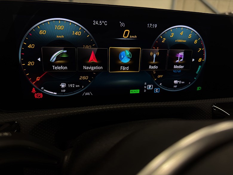 Mercedes-Benz CLA 250 e Shooting Brake, Läder, Drag, Navi, Kamera 2022, svart – bild 25 av 26, begagnad hos Niber i Järfälla
