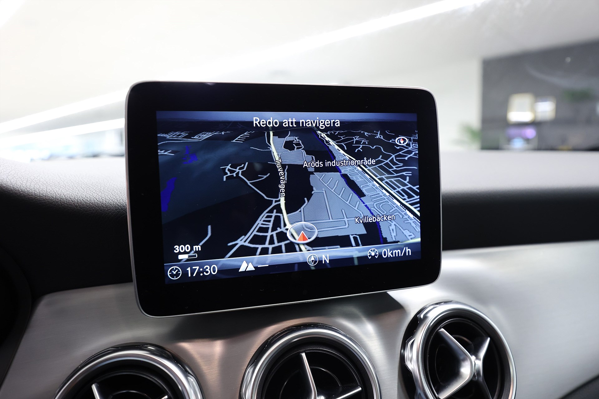 Mercedes-Benz GLA 250 4M AMG Line Pano B-kamera Navi