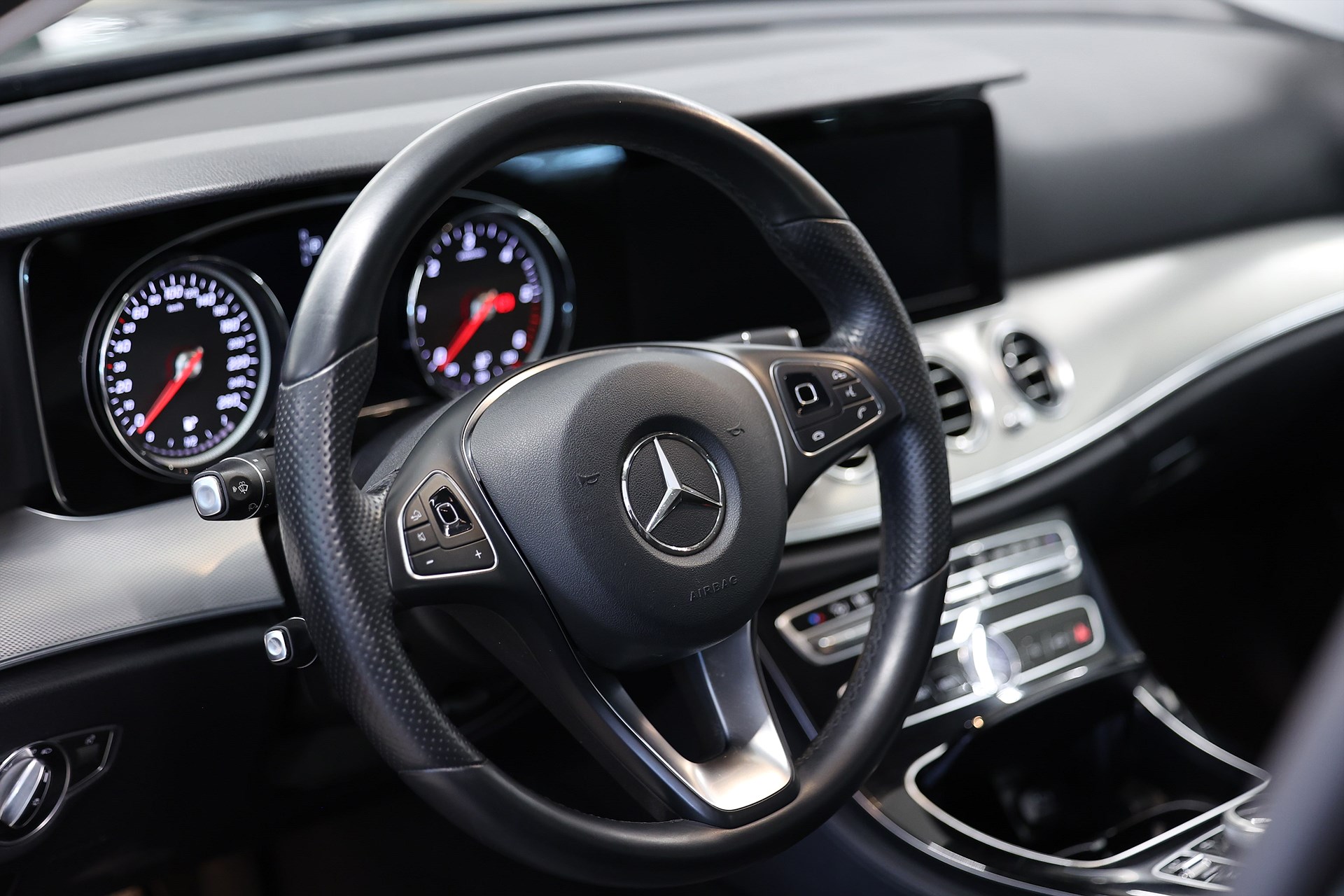 Mercedes-Benz E 220 d 194hk 4Matic Exclusive B-kamera Navi