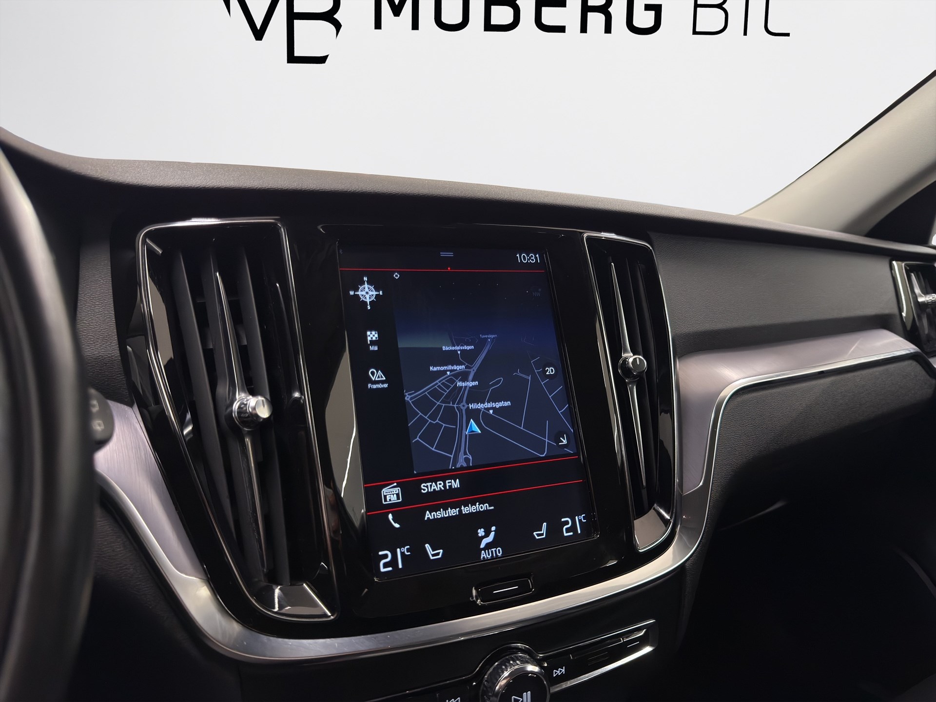 Volvo V60 D3 AWD 150hk Momentum Drag Navi CarPlay PDC