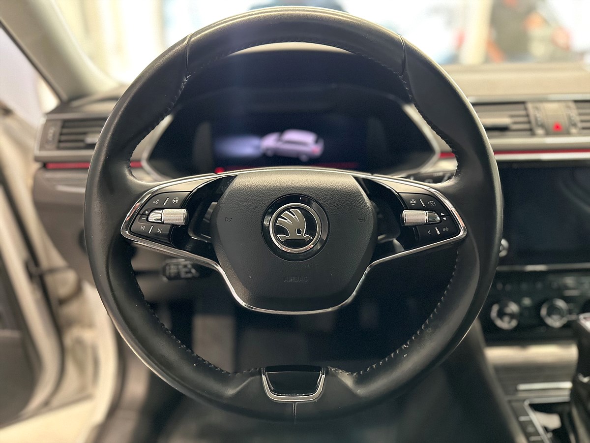 Škoda Superb – bild 19