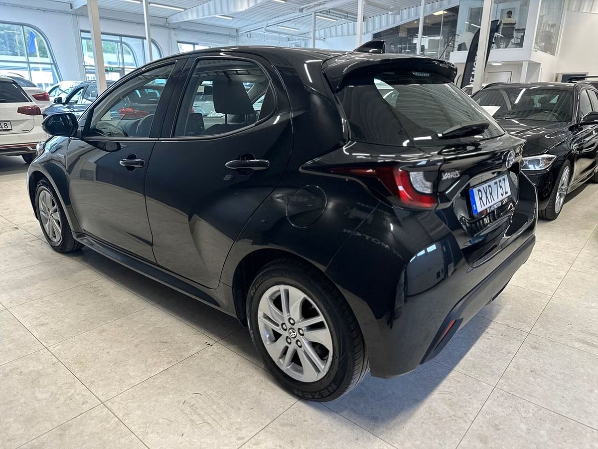 Toyota Yaris – bild 7