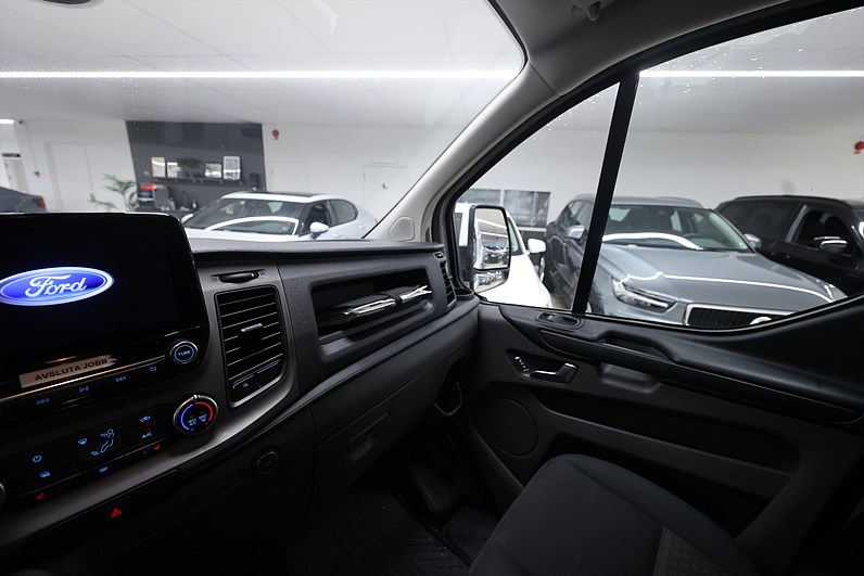 Ford Transit Custom 2.0 EcoBlue 130hk V-inrett Drag