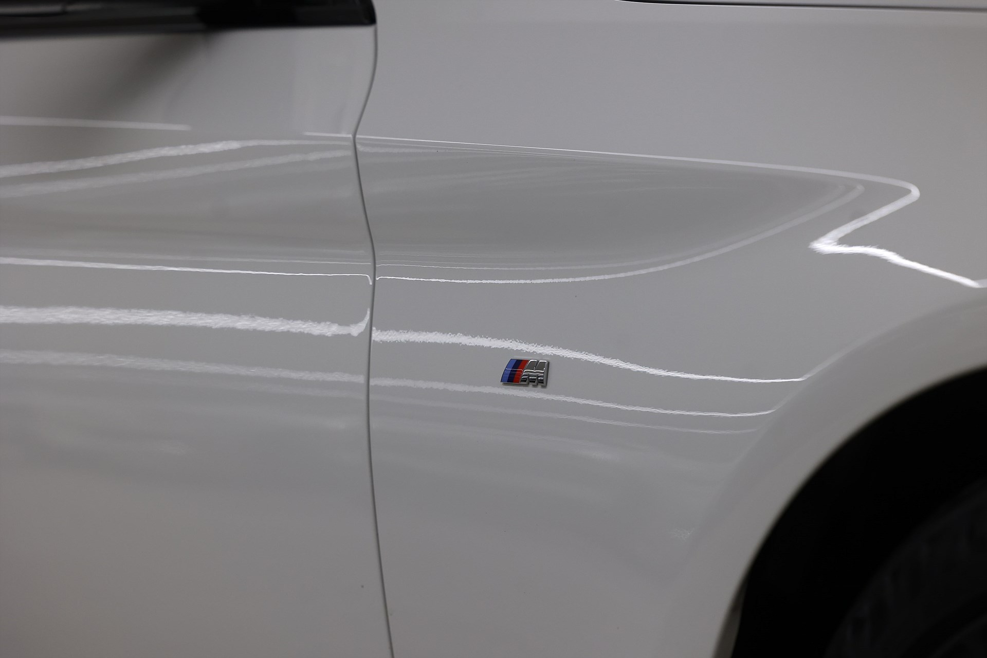 BMW 530i Sedan 252hk M Sport Shadow HiFi Drag