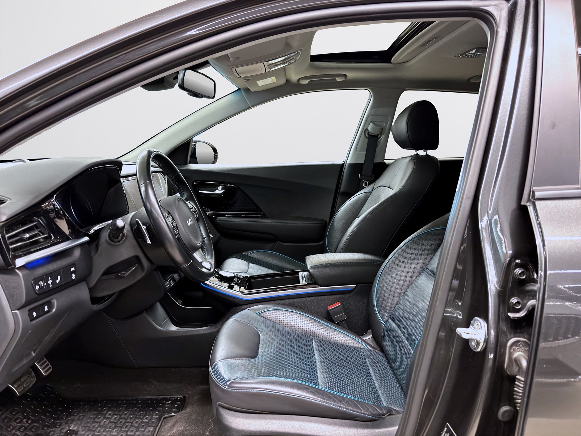 Kia e-Niro 64 kWh 204hk Helg på Moberg! Advance JBL Keyless Navi B-Kamera