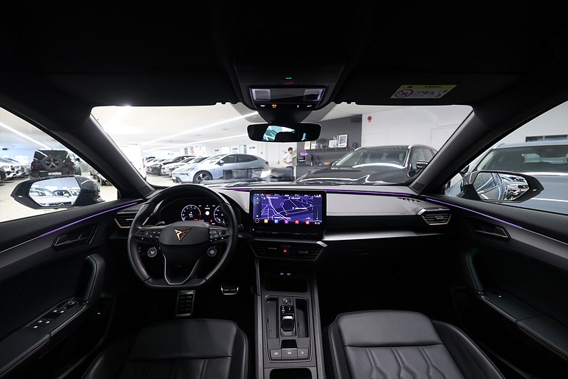 Cupra Formentor VZ 2.0 TSI 4Drive 310hk *Hjulkampanj!* Navi 360