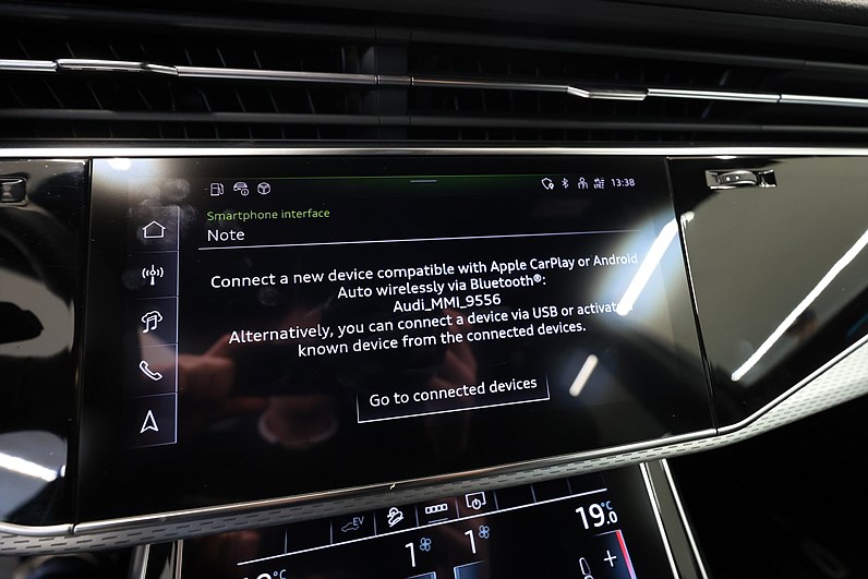 Audi Q7 60 TFSI e quattro S-line 490hk Svart Optik Drag Leasbar