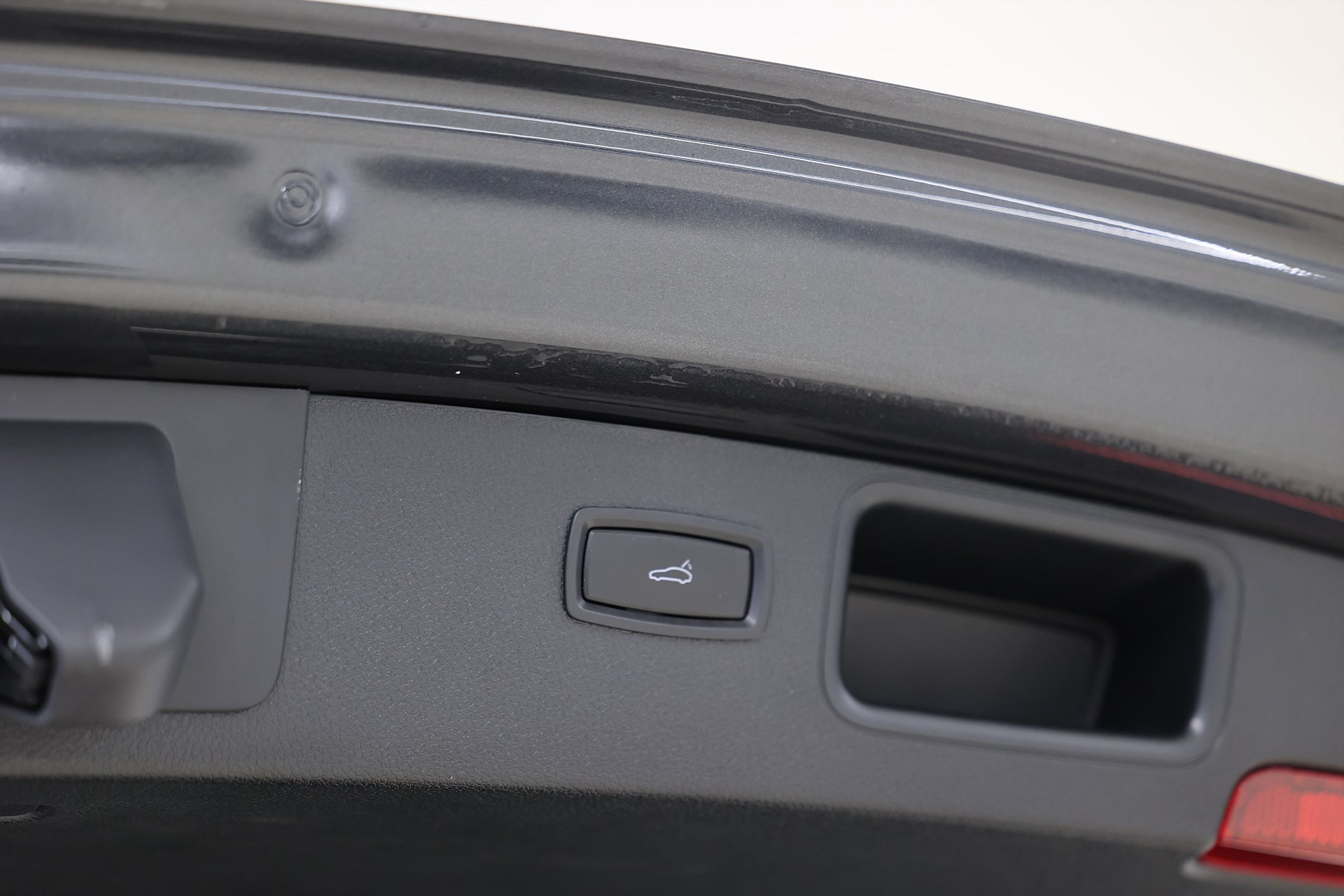 Porsche Macan Turbo Performance 441hk Sport Chrono BOSE Drag