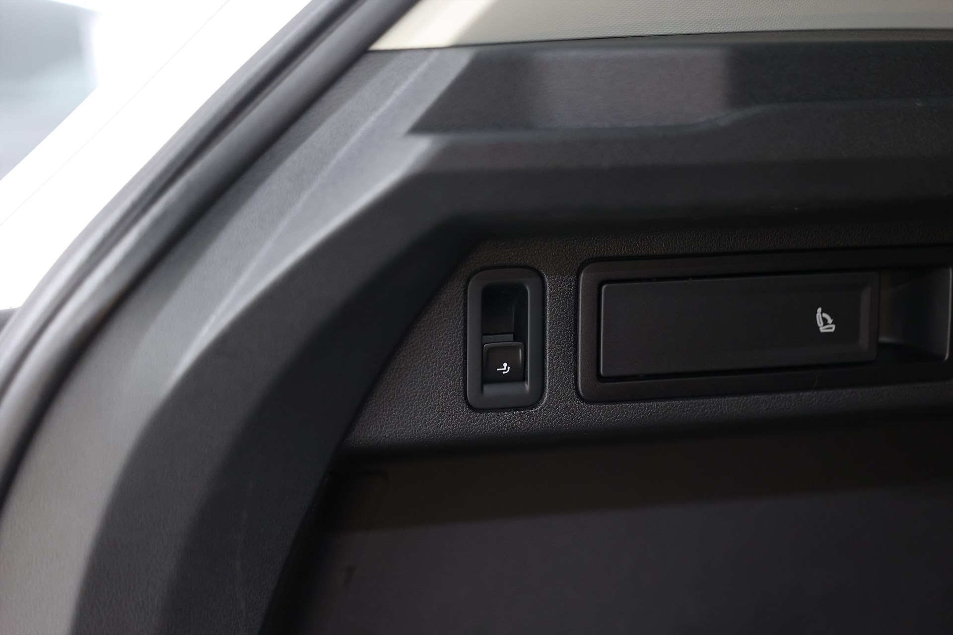 Volkswagen Tiguan 1.5 TSI 150hk *Hjulkampanj!* B-kamera Drag PDC