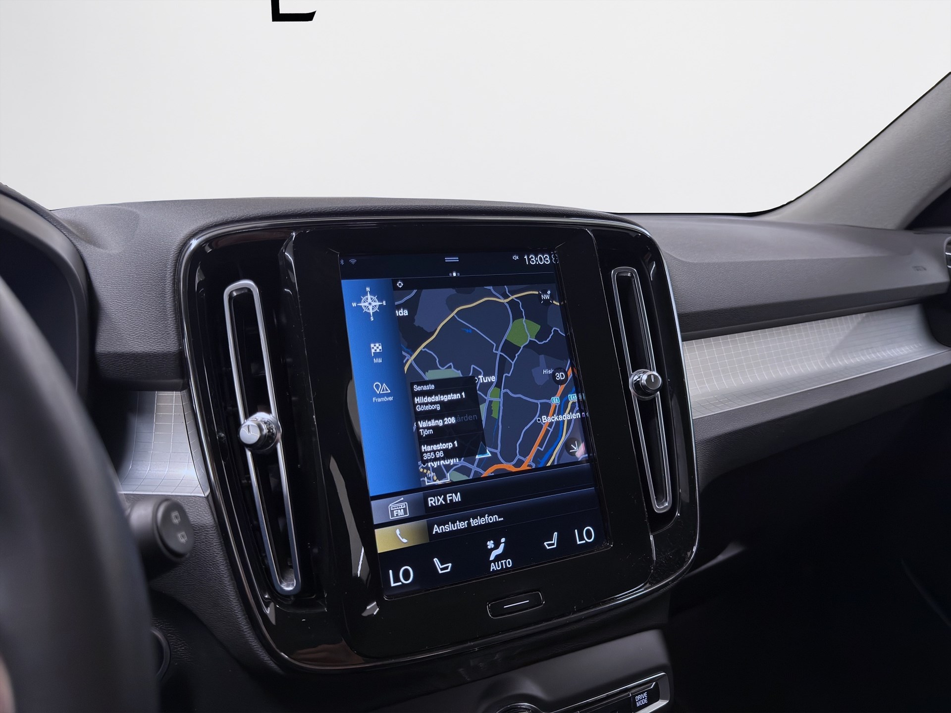 T2 Manuell 129hk Momentum PDC CarPlay