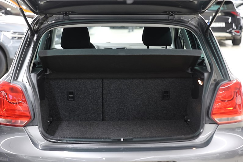 Volkswagen Polo 1.2 TSI 90hk *Hjulkampanj!* Masters R Line PDC Farth