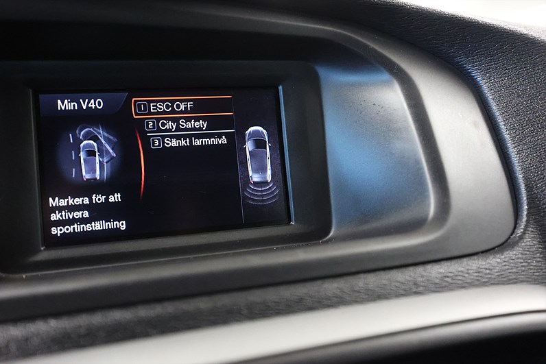 Volvo V40 D2 120hk Aut Värmare PDC Bluetooth