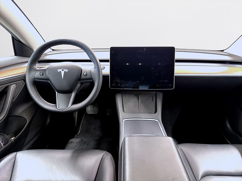 Tesla Model 3 Standard Range 283hk Pano Navi B-Kamera