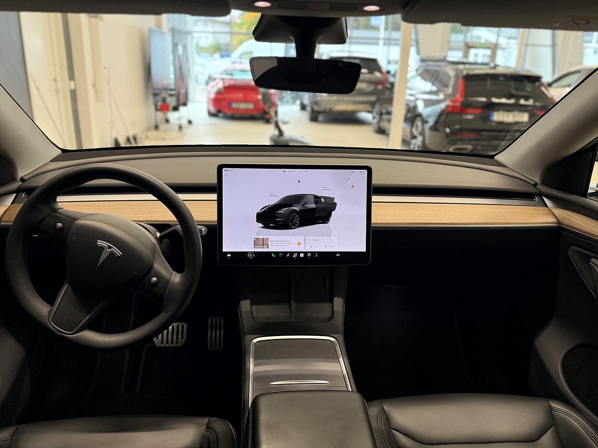 Tesla Model Y – bild 9