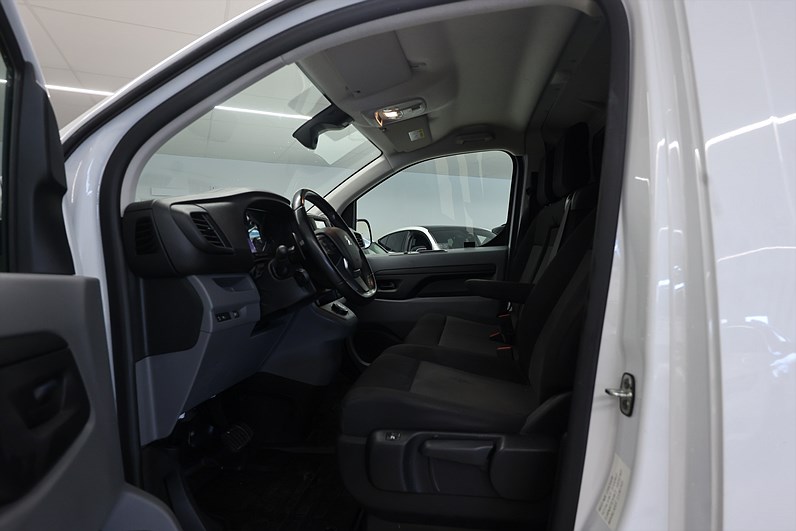 Peugeot Expert 2.0 BlueHDi 144hk * Kampanj! * Rhino Tub Drag PDC MOMS