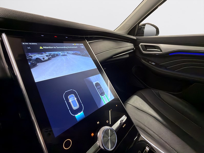Automatisk 180hk Läder 360 CarPlay Pano