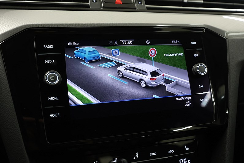 Volkswagen Passat SC GTE 218hk *Kampanj!* Navi Drag Navi B Kamera