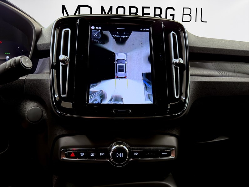 Volvo XC40 Recharge Twin 408hk Ultimate H/K Pano 360 Drag