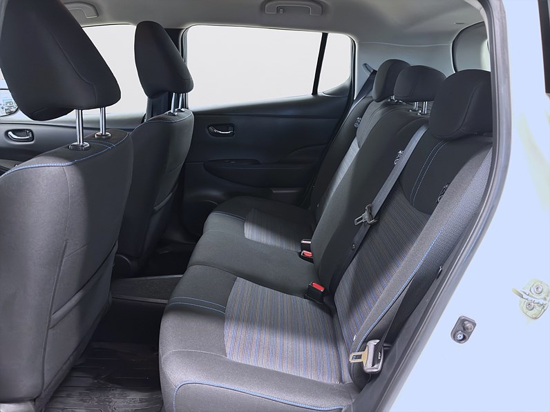 150hk 360 Värmare Keyless PDC Årsskatt 360kr