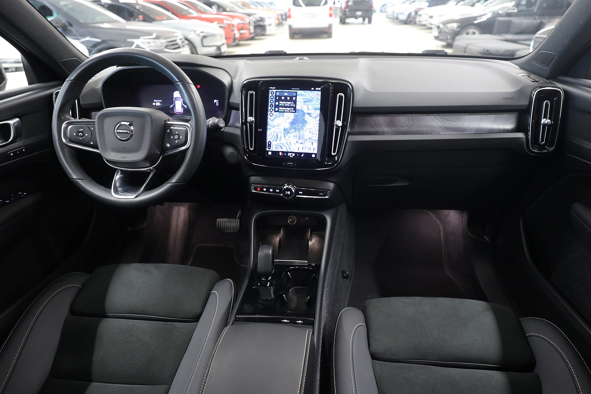 Volvo XC40 Recharge Single Motor 231hk Plus Keyless B-kamera Drag