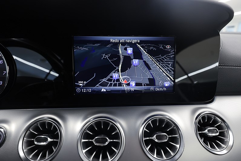 Mercedes-Benz E 200 Coupé 184hk *Kampanj!* AMG Line Pano Navi