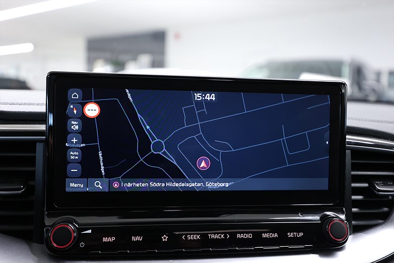Kia Ceed SW PHEV 141hk Advance Plus 2 Pano B-kamera Navi