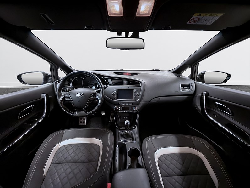 Kia cee'd_sw 1.6 CRDi 136hk GT-Line Navi PDC B-Kamera