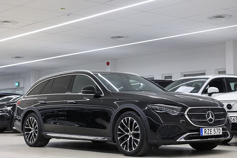 Mercedes-Benz E 300 d e 4MATIC All-terain 313hk *Hjulkampanj!* Hyperscreen SE SPEC
